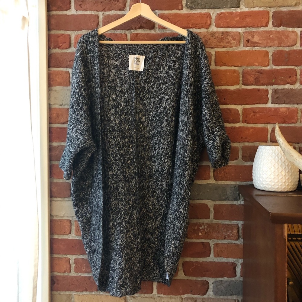 ✨New Price✨GREY COAL LOOK SWEATER